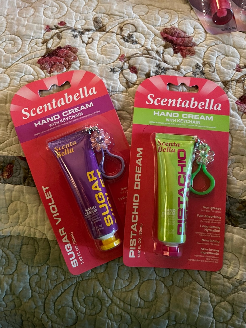Scentabella Hand Cream Keychain Set Sugar Violet & Pistachio Dream NEW